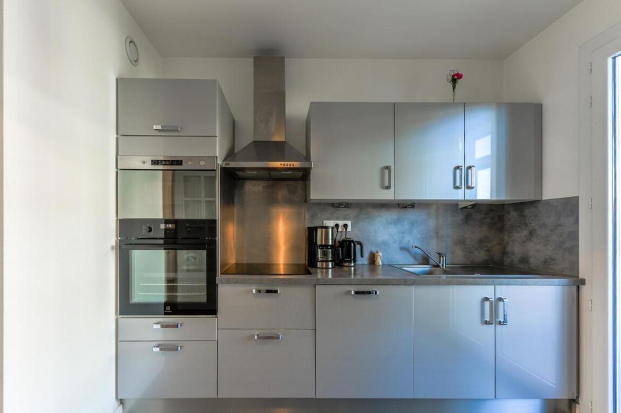 Furnished Apartment For 4 People In The City Center Анси Екстериор снимка