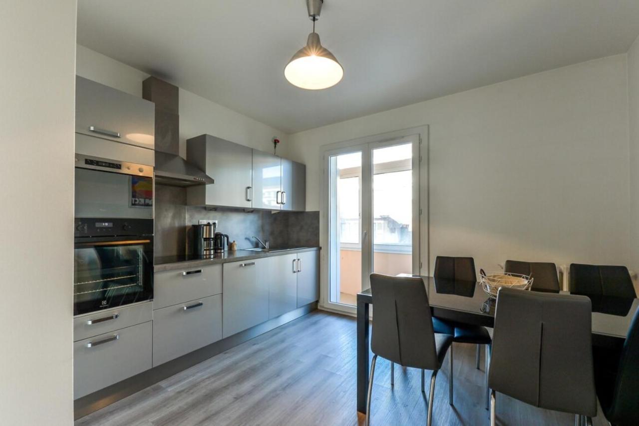 Furnished Apartment For 4 People In The City Center Анси Екстериор снимка
